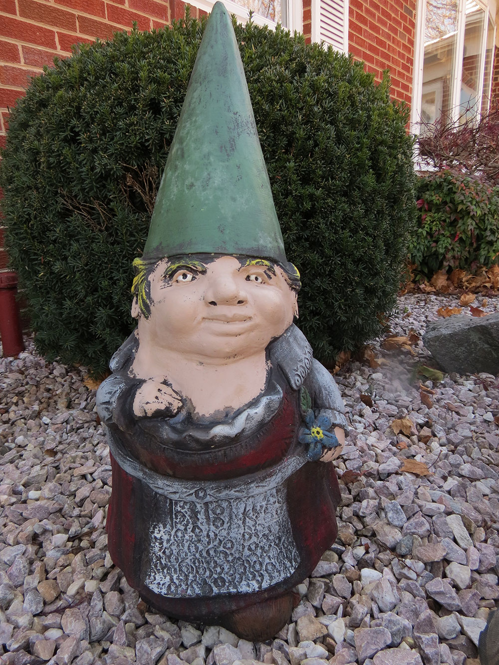 Harpers Statuary & Water Gardens - Mrs. Garden Gnome